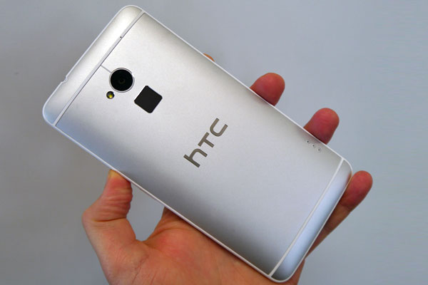 HTC-One-max-specs-spiderorbit